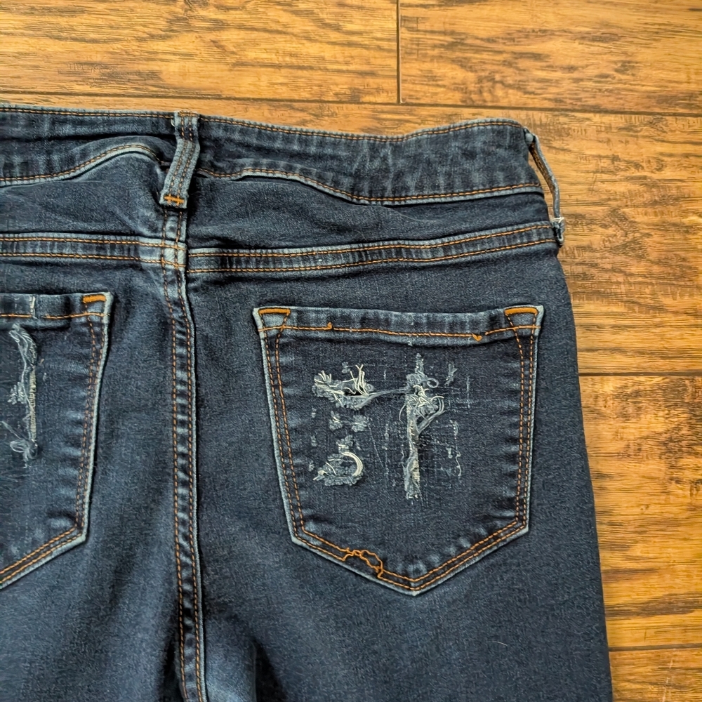 Old Navy Dark Wash‎ Ripped Skinny Jeans - Picture 11 of 13